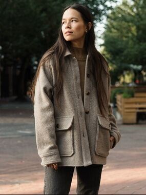 Never worn ANIAN Georgia Coat - Sandstone - size large